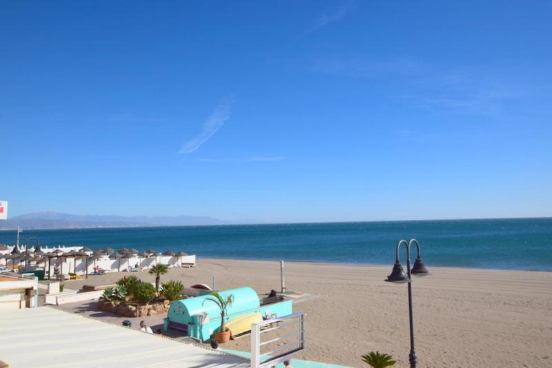 Carihuela 1ª Linea De Playa Apartment Torremolinos Exterior foto